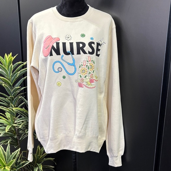 Pacific & Co. Nurse sweatshirt,pullover,fleece lined,raised western design,boots - Picture 1 of 8